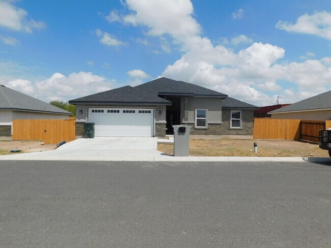 Primary Photo - 2023 Beautiful 3 bedroom 2 bath