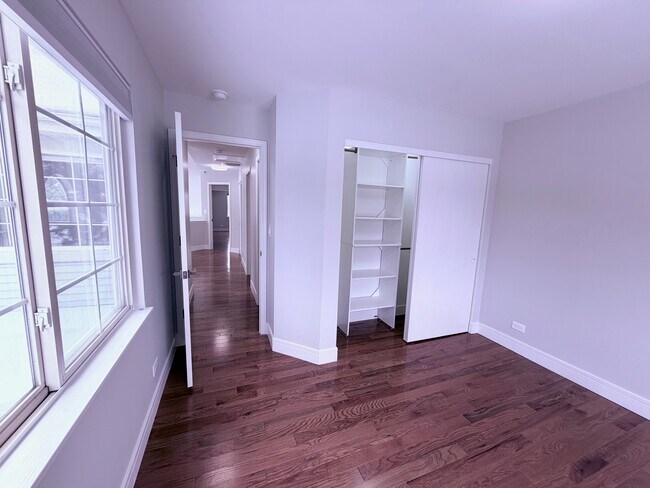 Building Photo - 2741 Odlum Dr