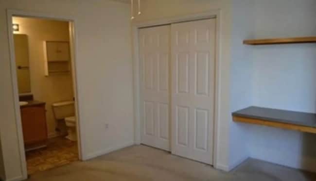 Building Photo - 3 bed 3 bath apartment near Clemson Univer...