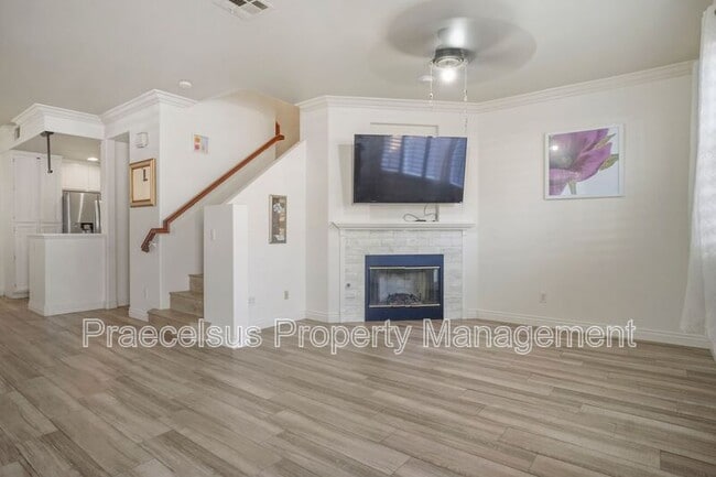 Building Photo - 1857 Monaco Dr