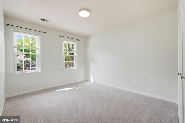 Building Photo - 7381 Jiri Woods Ct