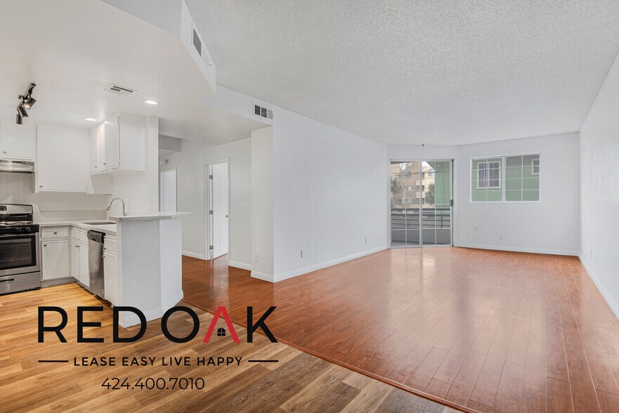 Primary Photo - 4320 S Centinela Ave