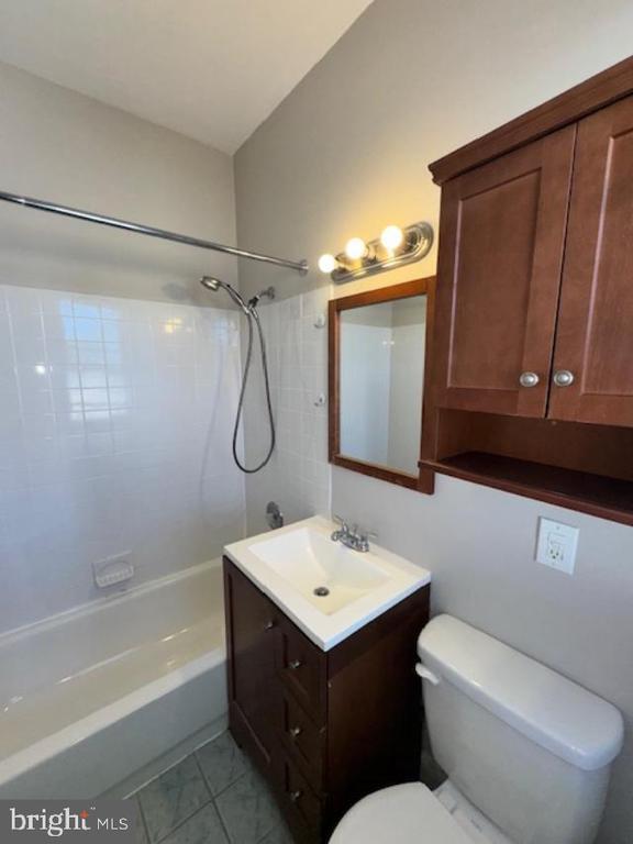 Building Photo - 4 W Athens Ave