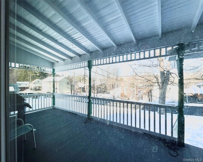 Building Photo - 12 Church St