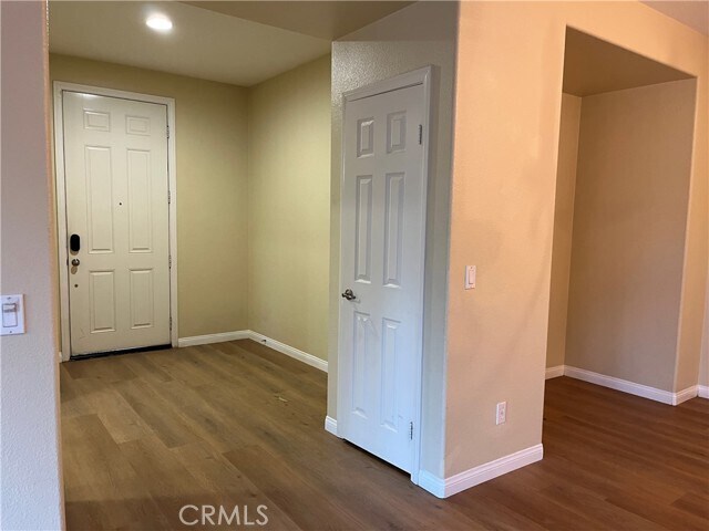 Building Photo - 7792 Shadyside Way