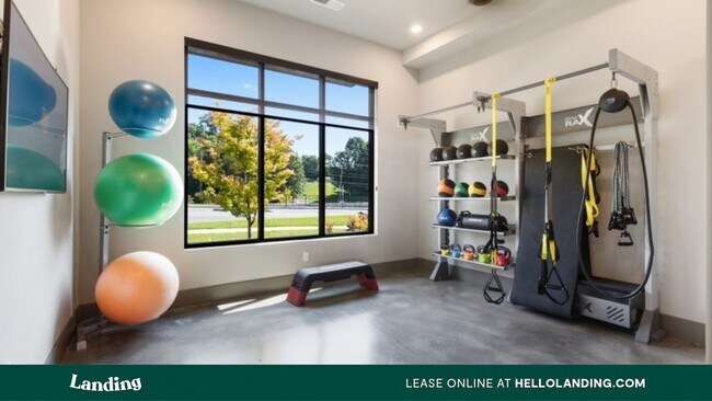 Building Photo - 950 Brittany Park Dr