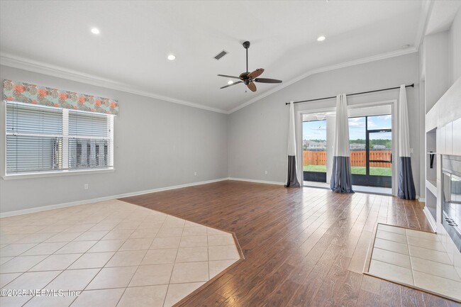 Building Photo - 5985 Wind Cave Ln