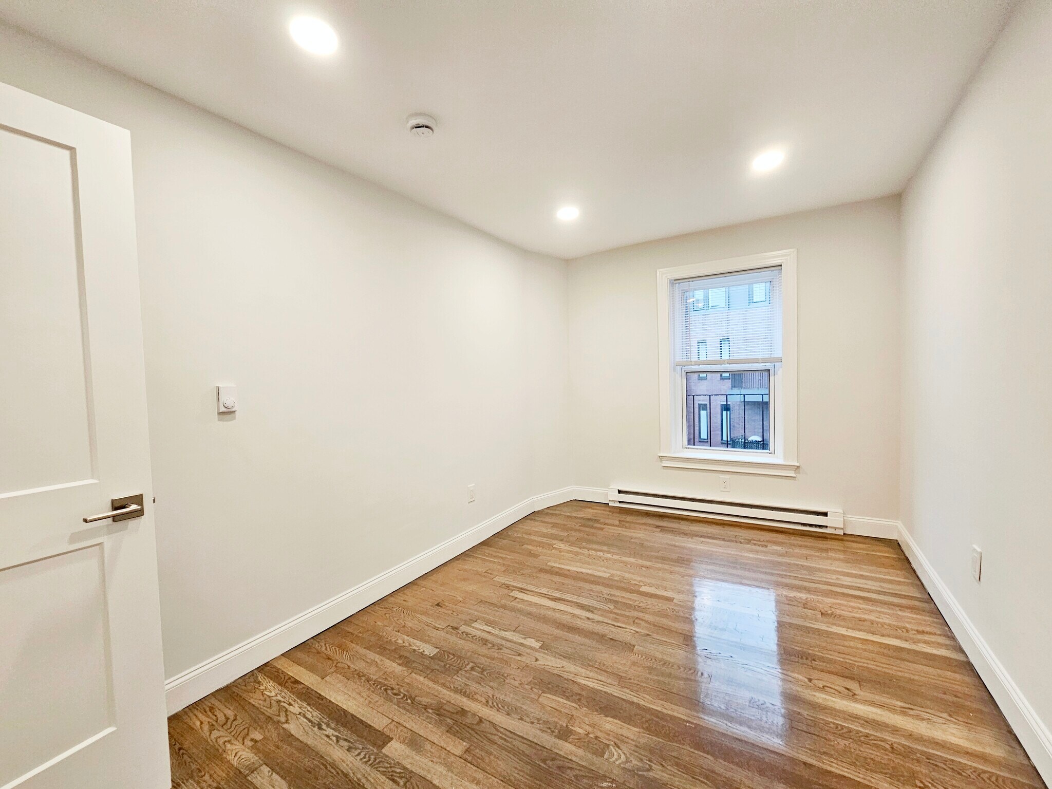 Building Photo - 501 Beacon St