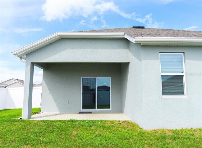 Building Photo - 445 Silver Palm Dr