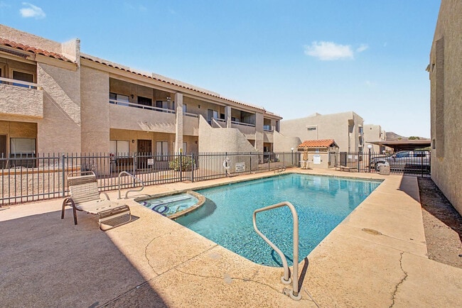 Building Photo - 11666 N 28th Dr