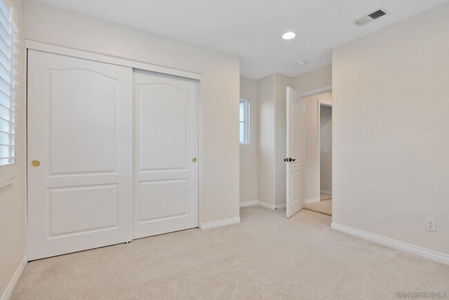 Building Photo - 5535 Porter Creek Rd