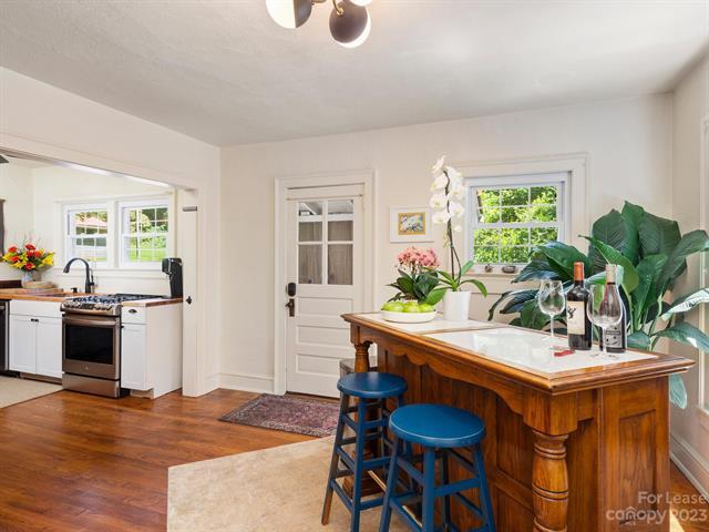 Building Photo - 181 Blake Dr