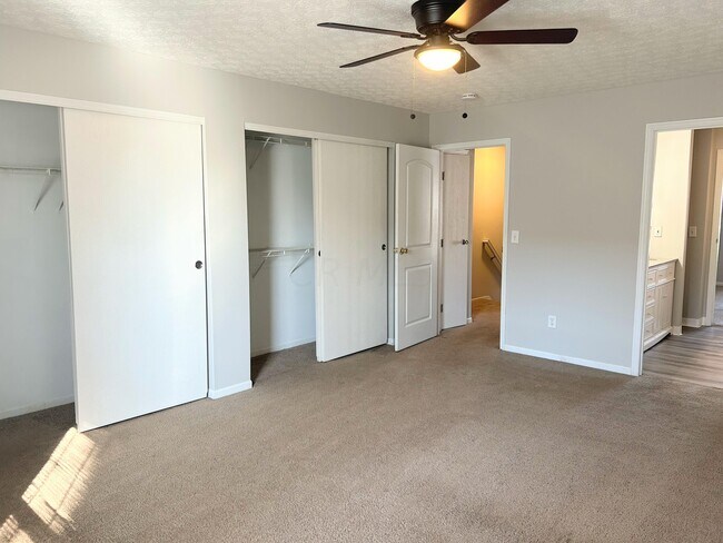 Building Photo - 6820 Axtel Dr