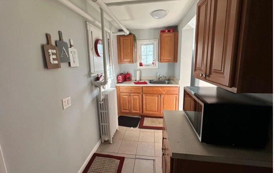 Building Photo - 1528 Portland-Cobalt Rd