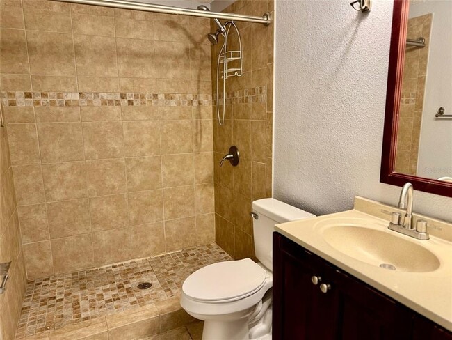 Building Photo - 14684 Pine Glen Cir