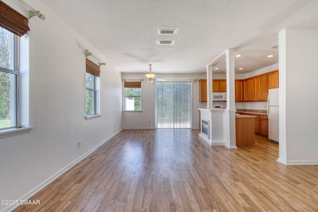 Building Photo - 637 Mount Olympus Blvd