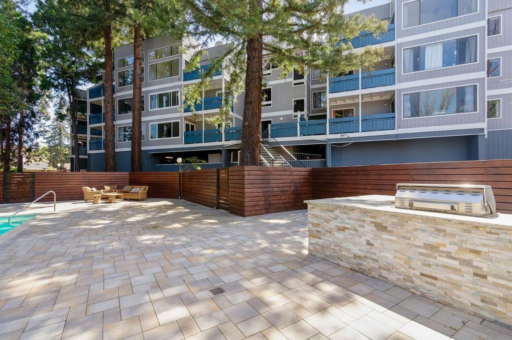 Building Photo - 725 Mariposa Ave.