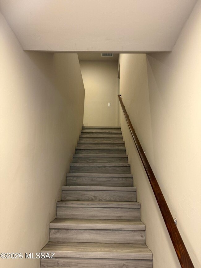 Building Photo - 8829 N Sherry Cervi Wy