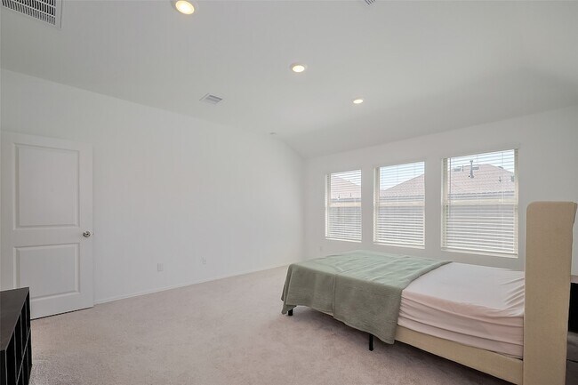 Building Photo - 5343 Sleepy Fox Ln