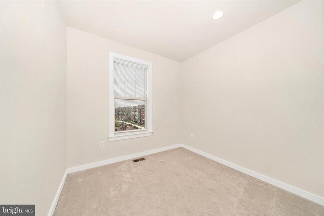 Building Photo - 3635 Stone Barn Dr