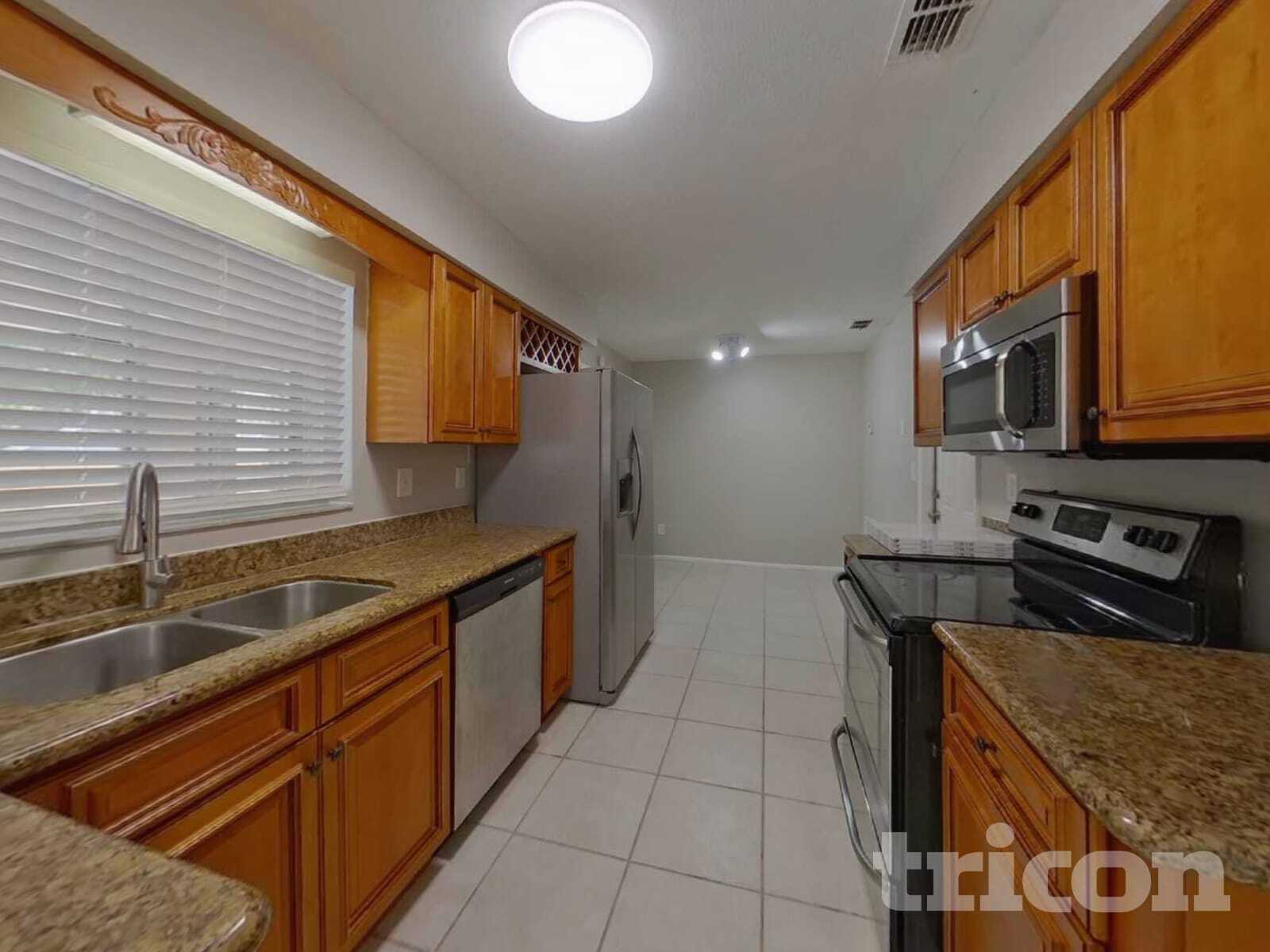Building Photo - 3717 Coppertree Cir