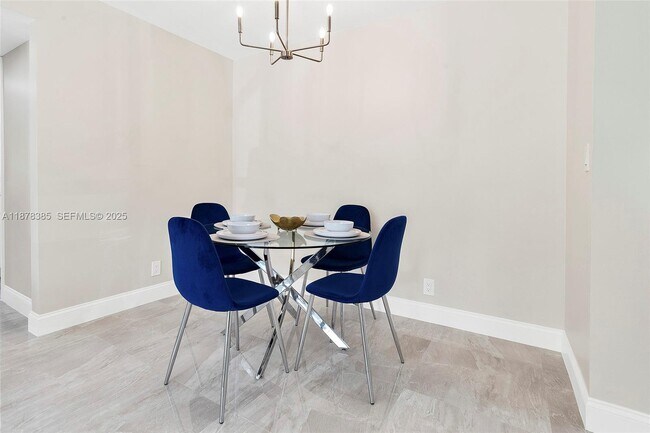 Building Photo - 7527 S Oriole Blvd