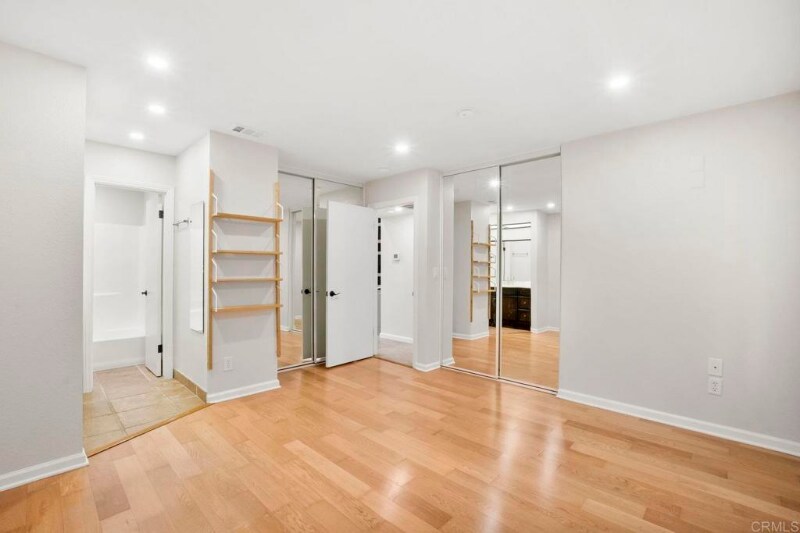 Building Photo - 3935 Oregon St