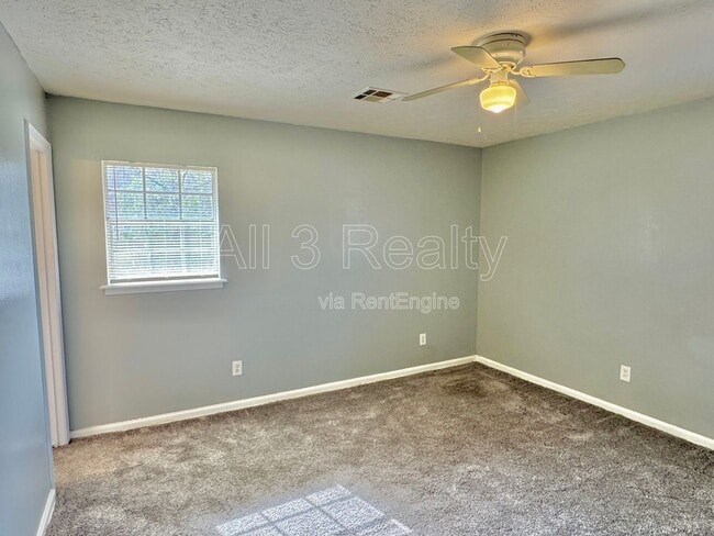 Building Photo - 3022 Montwood Dr