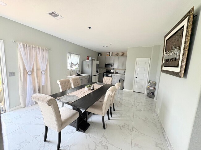 Building Photo - 1238 Rd 57211