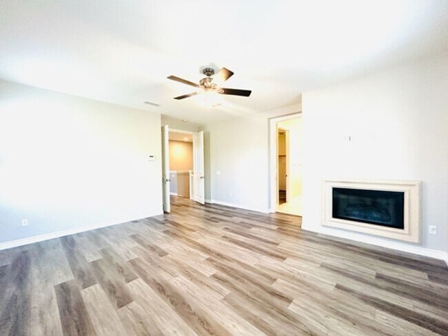 Building Photo - Lush and Lavish 4-Bedroom 4-Bathroom Neatly Tucked Away In The Colony At Calabasas