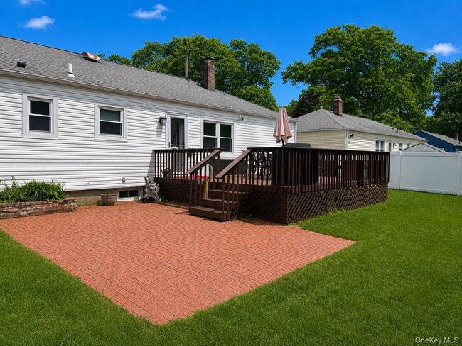 Building Photo - 6 Sinclair Dr