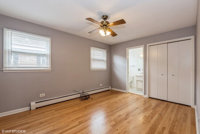 Building Photo - 2605 N 72nd Ct
