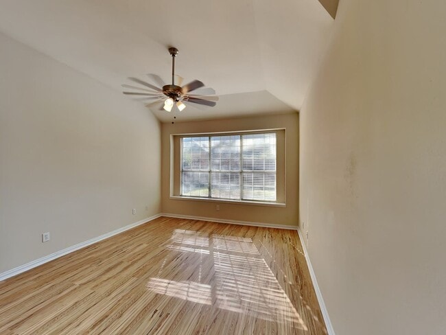 Building Photo - Stunning Home in the Highly Sought-After Wellington Addition!