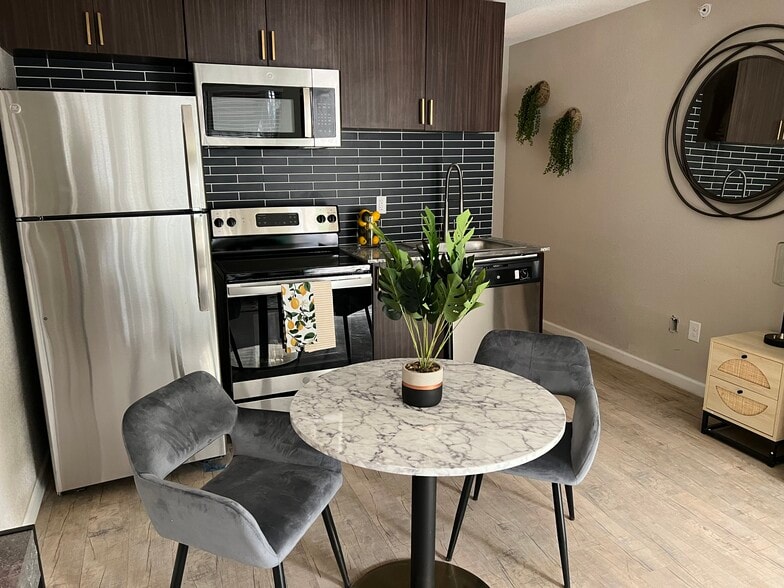 ALMA Apartments 9220 N Interstate 35 Austin TX 78753 Apartment Finder