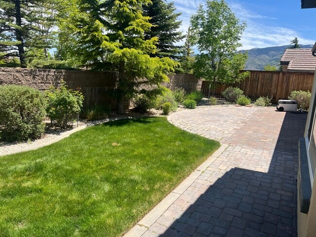 Building Photo - Del Webb Sierra Canyon Home