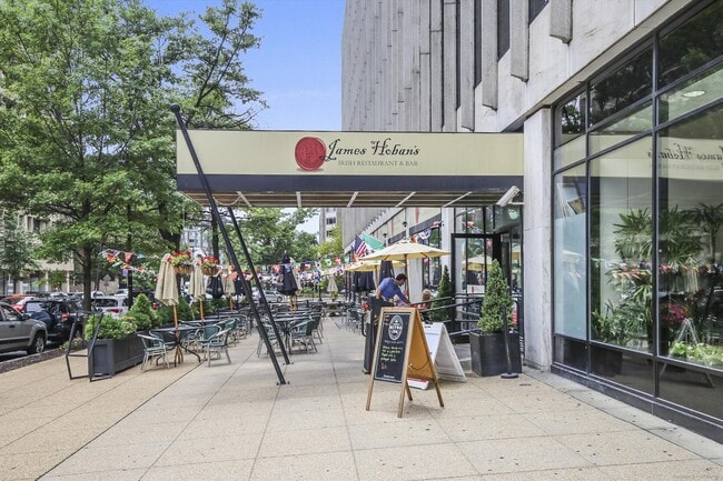Building Photo - 1BR/1BA w/ Private Patio in DuPont Circle! Location, Location, Location!