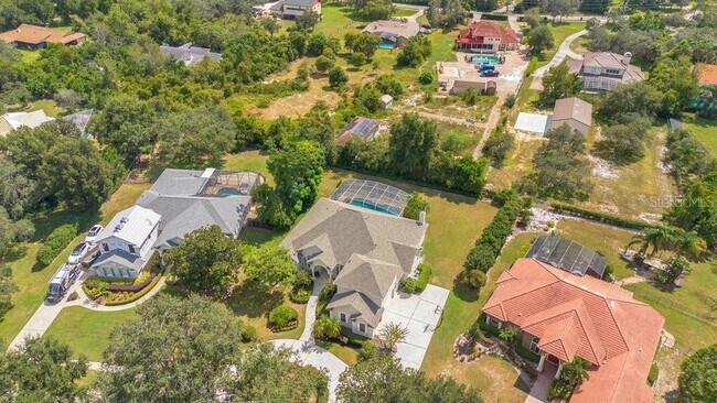 Building Photo - 8527 Summerville Pl