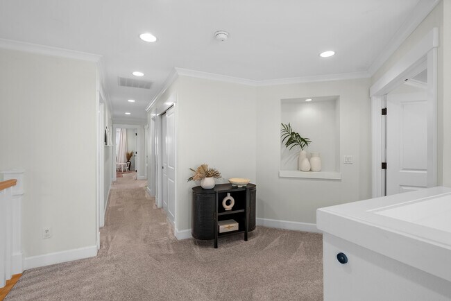 Building Photo - 11311 66th Ave