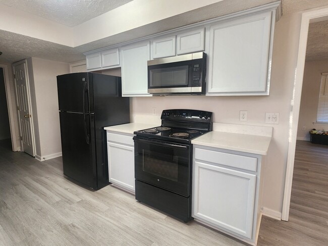 Building Photo - 1720 Portview Ct