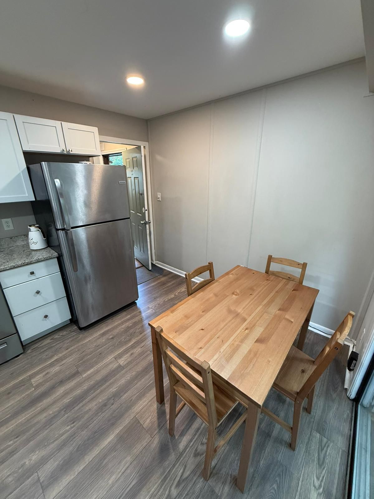 Building Photo - 2823 Chablis Cir