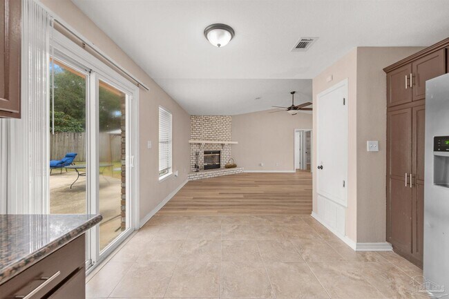 Building Photo - 5850 Princeton Dr