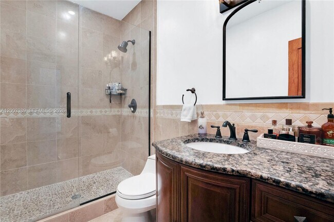 Building Photo - 1524 Siena Ave