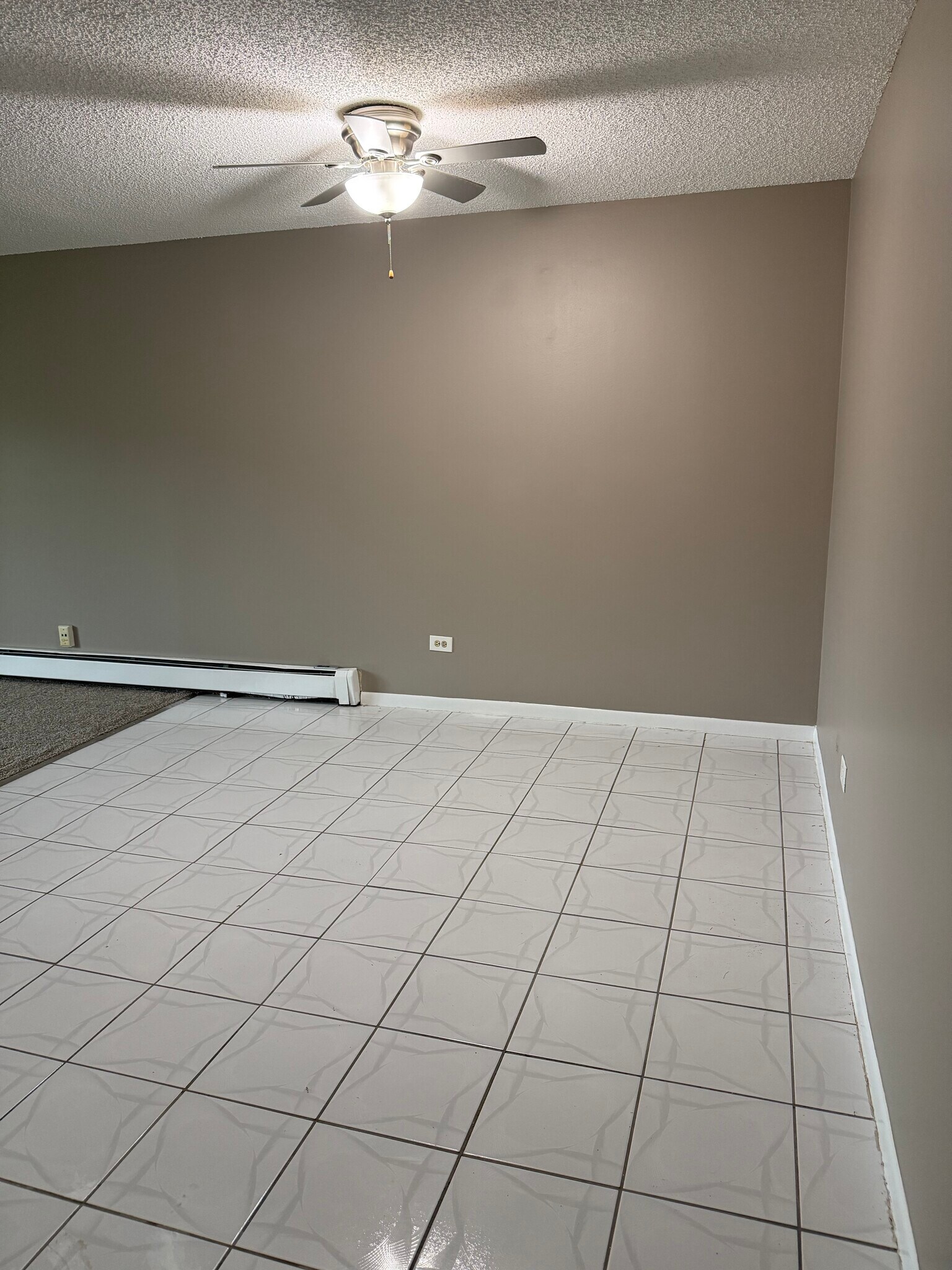 Building Photo - 1003 Centurion Ln