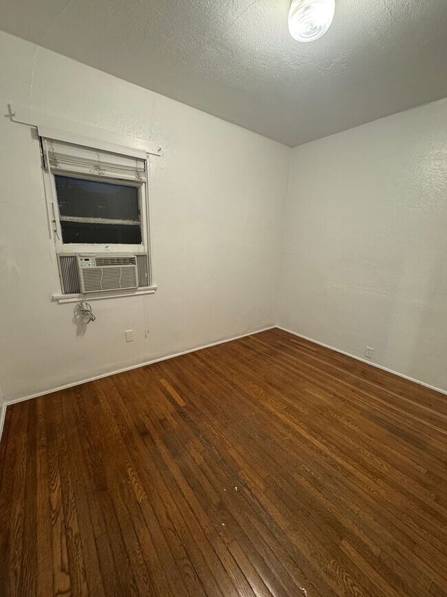 Building Photo - 3130 41st St