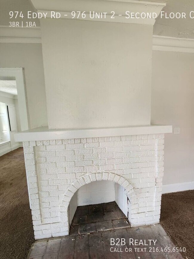 Building Photo - 974 Eddy Rd