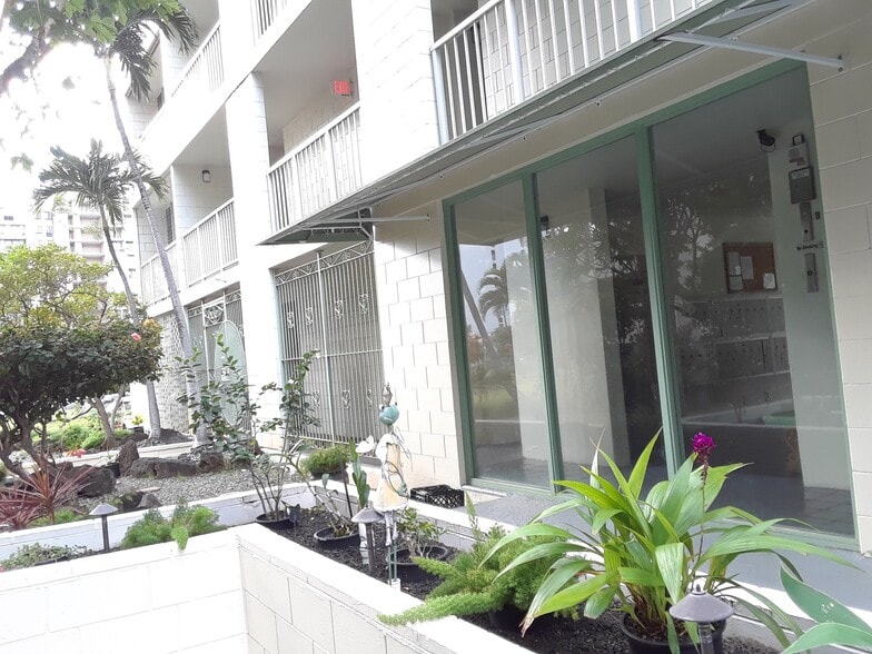 Building Photo - 249 Kapili St