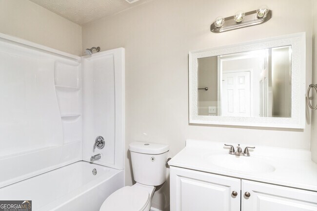 Building Photo - 3521 Stone Ridge Dr