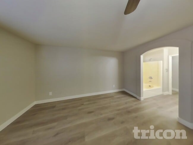 Building Photo - 1110 Edgestone Mark Ave