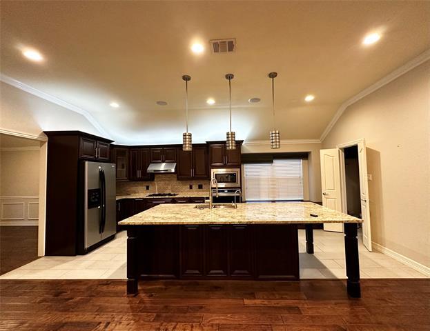 Building Photo - 401 Sagebrush Trail