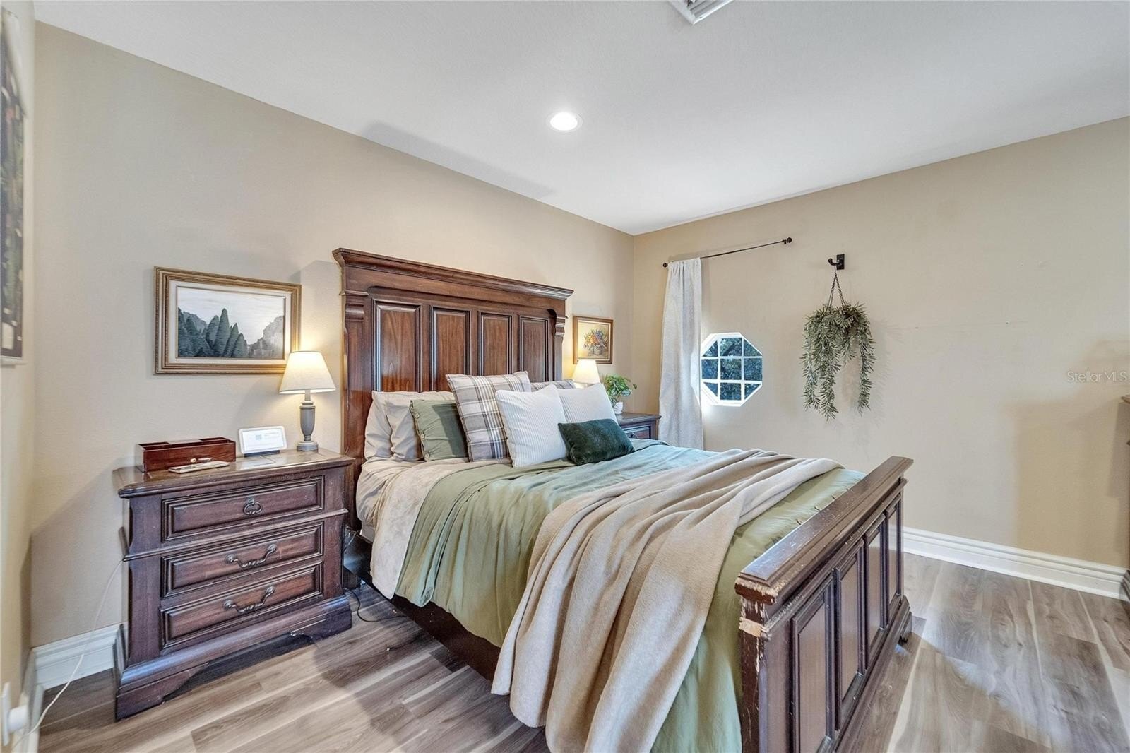 Building Photo - 2656 Wyndsor Oaks Way